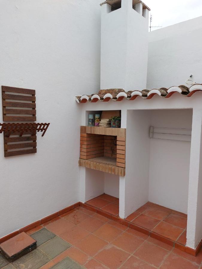 A Casinha Da Vila Vila Viçosa Exteriör bild